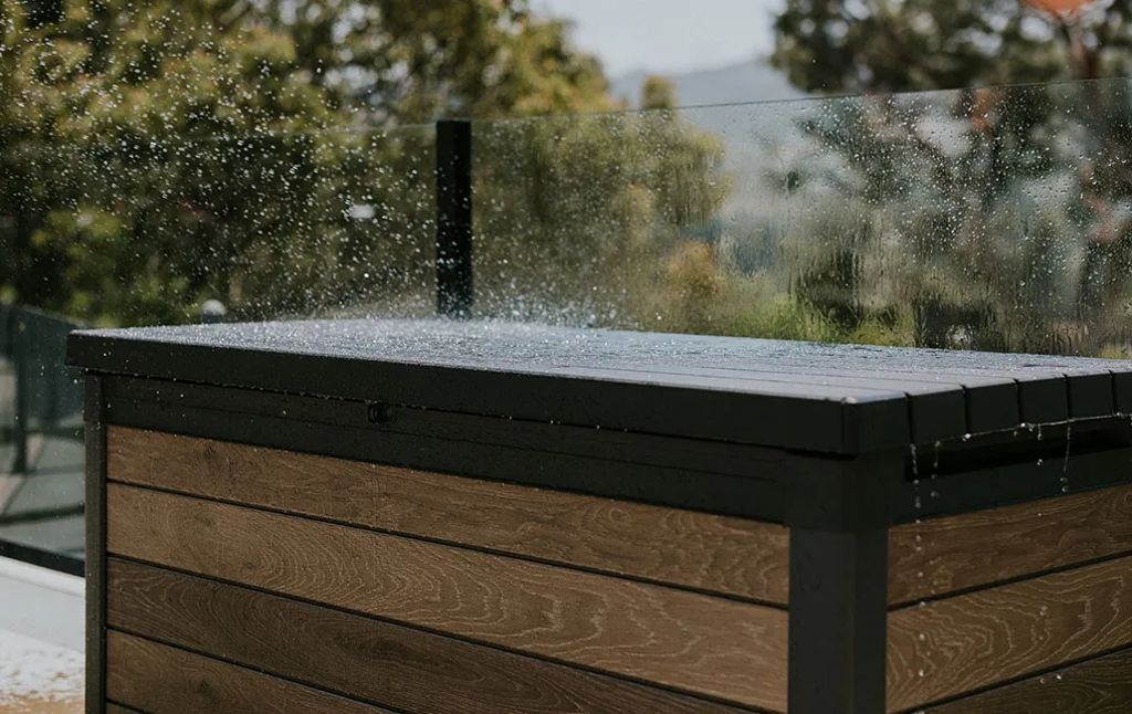 Keter Signature 150 Gallon Deck Box, Walnut Brown